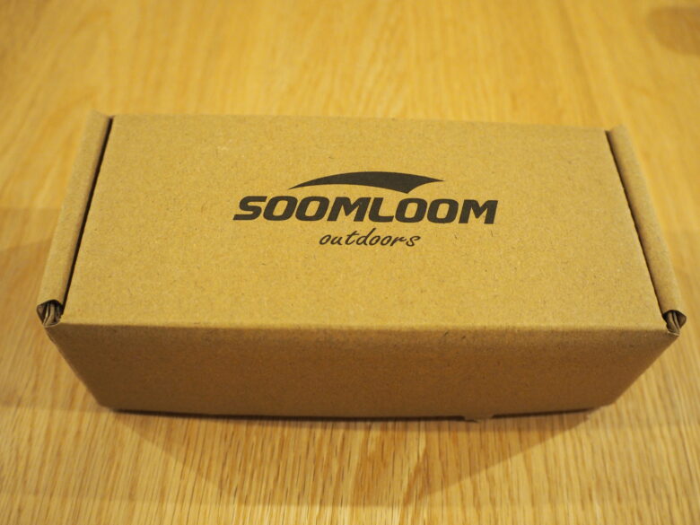 Soomloom充電式LEDランタンの外箱