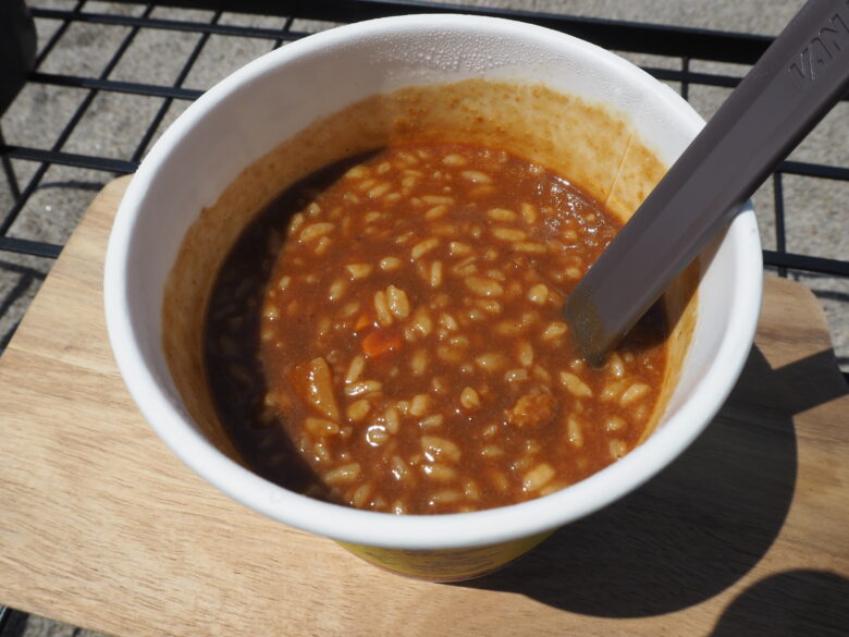 カレーメシ