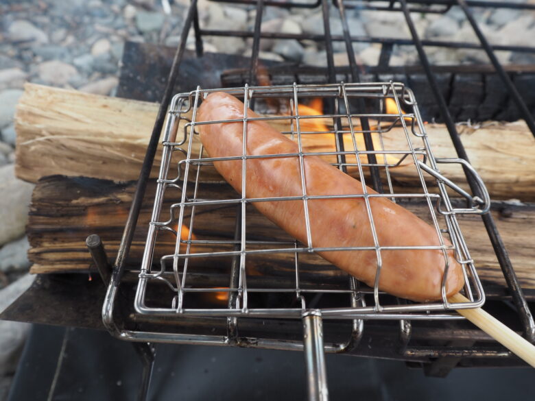 焼き網でしっかりホールド
