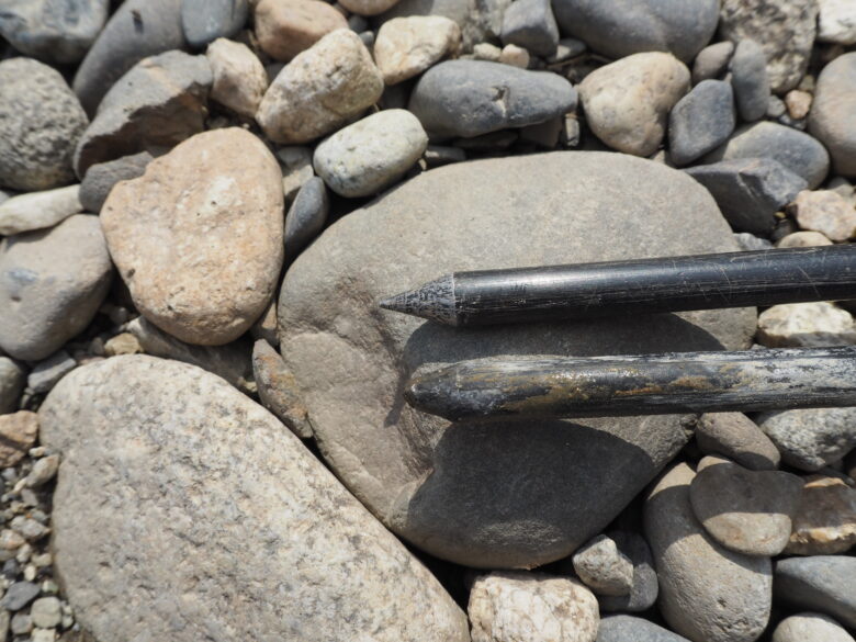 ダイソー鍛造ペグの先端が潰れてしまっている所の接写